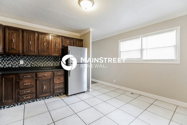 Building Photo - 3 Bedroom Pet-Friendly Home in KANSAS CITY...