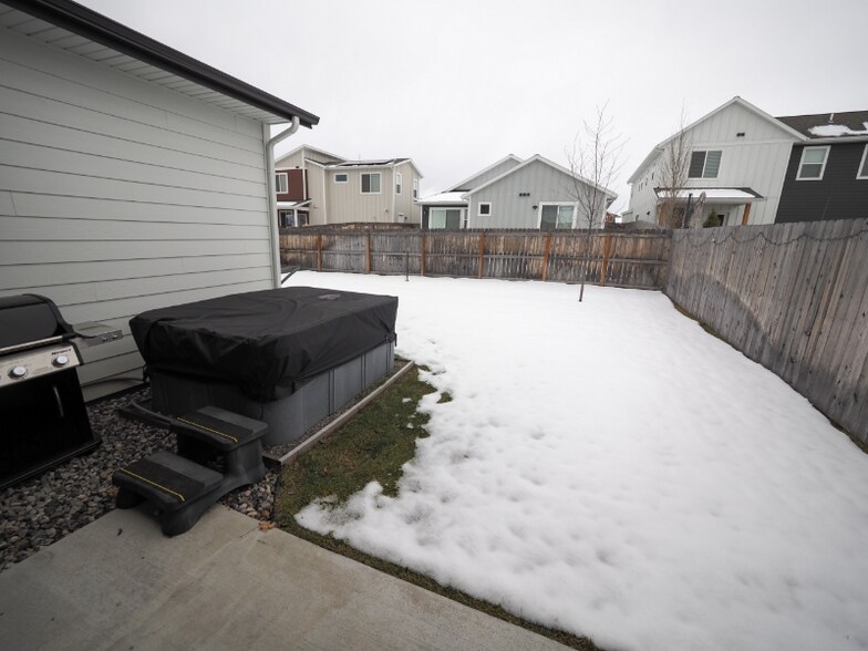 Building Photo - 1504 New Holland Dr