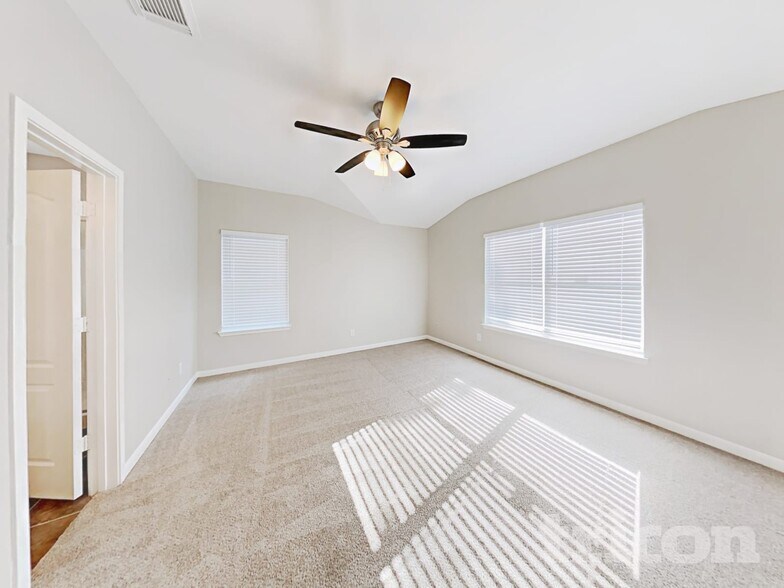 Building Photo - 7711 Sapulpa Ln