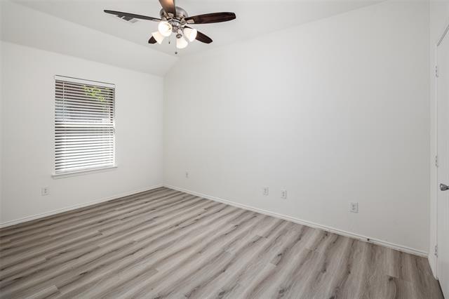 Building Photo - 2417 Eisenhower Dr