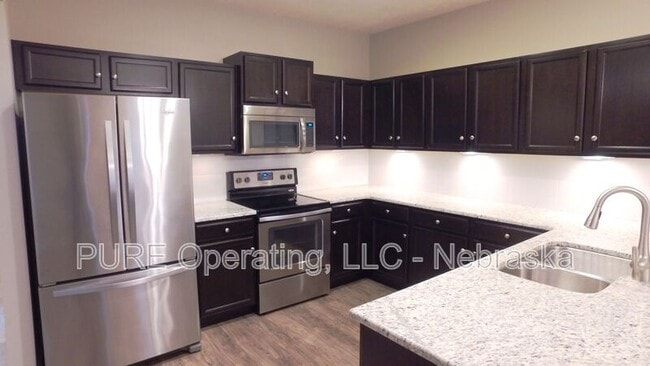 Building Photo - 16513 Heather St