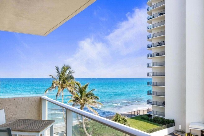 Building Photo - 5440 N Ocean Dr