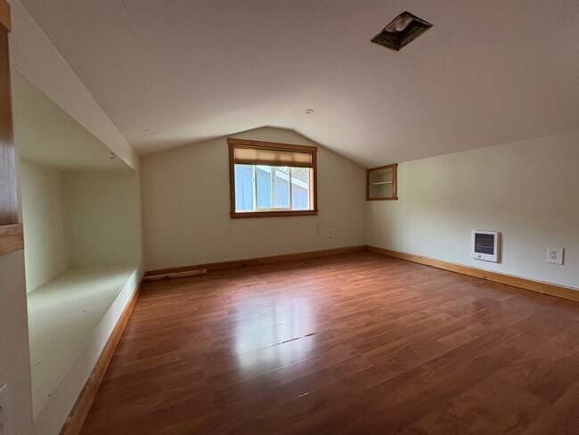 Building Photo - 3230 Onyx St