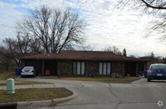 Building Photo - Southside Duplex