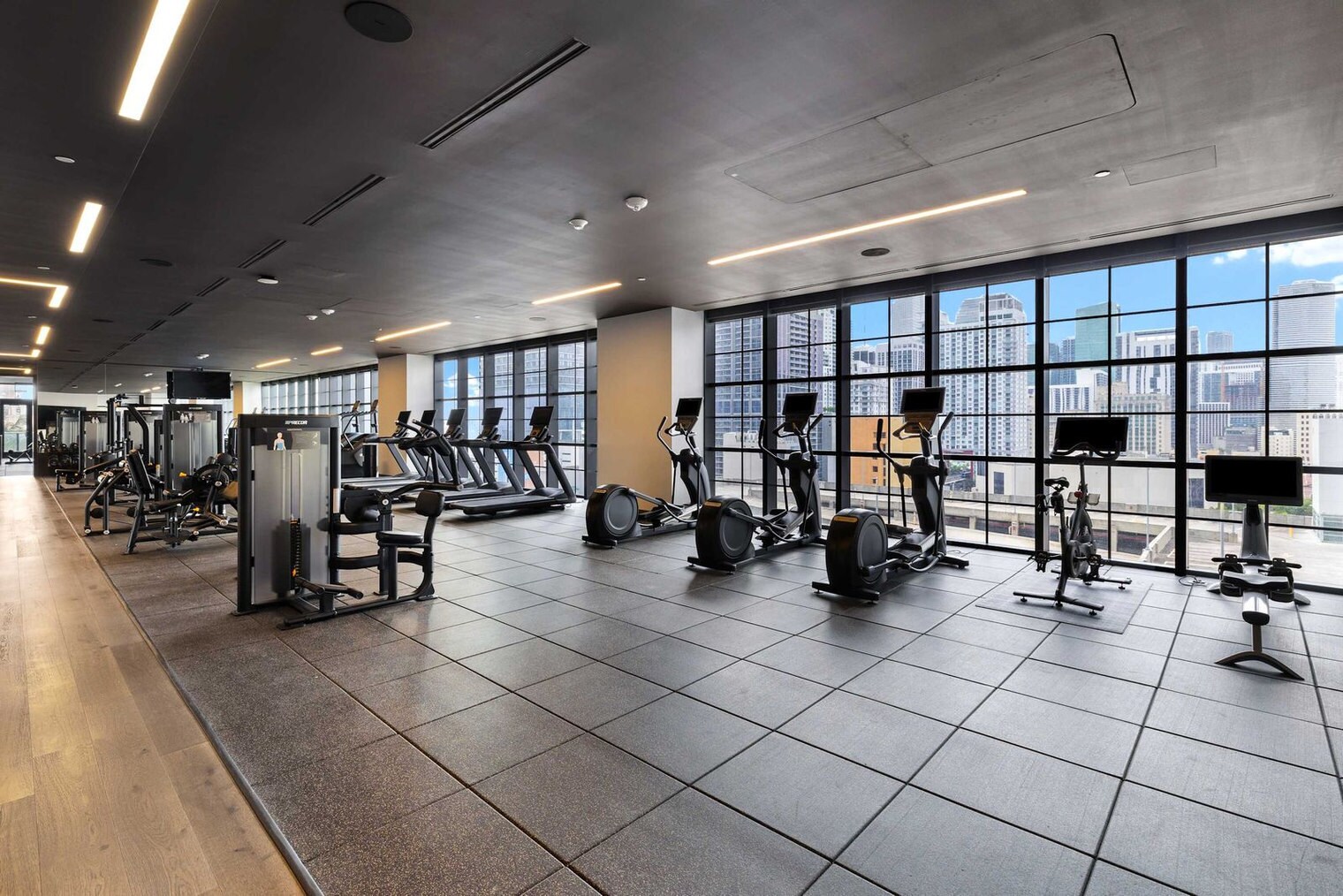 Building Photo - 159 NE 6th St