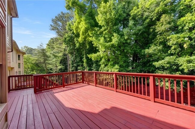 Building Photo - 9848 Talisman Dr
