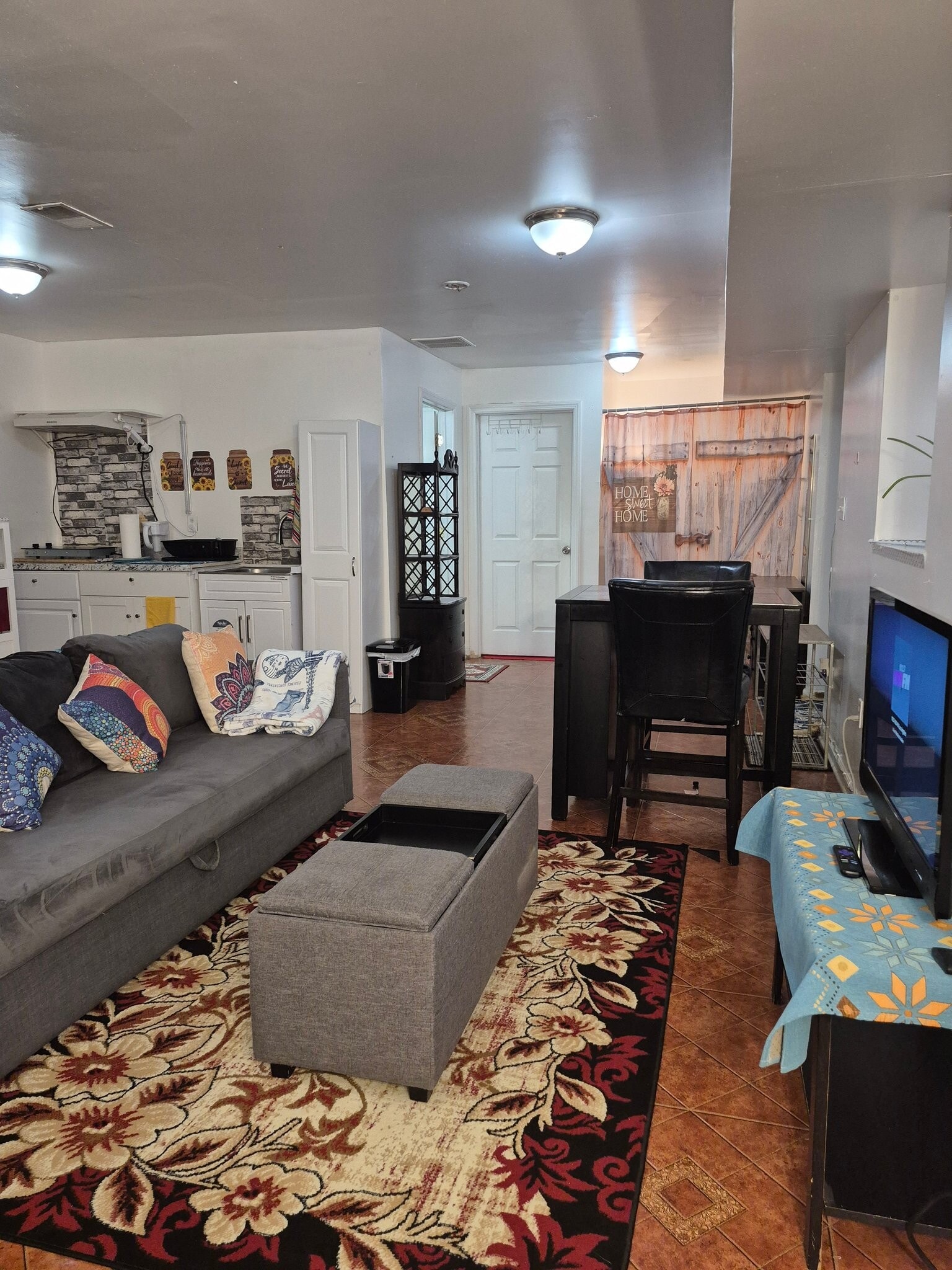 Building Photo - 146 Terrace Ave