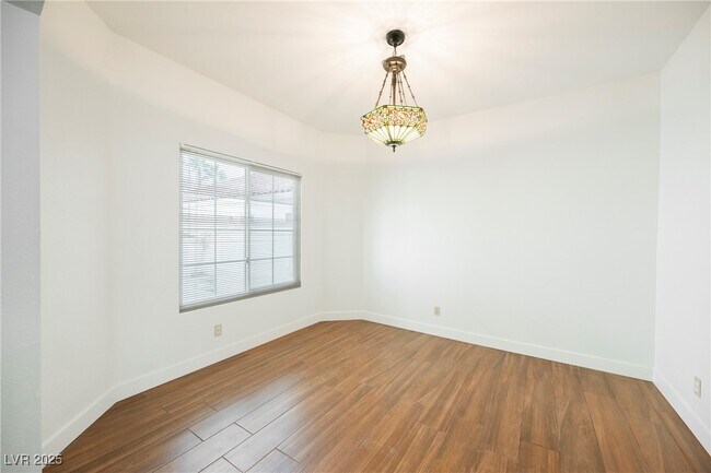 Building Photo - 7829 Ben Hogan Dr