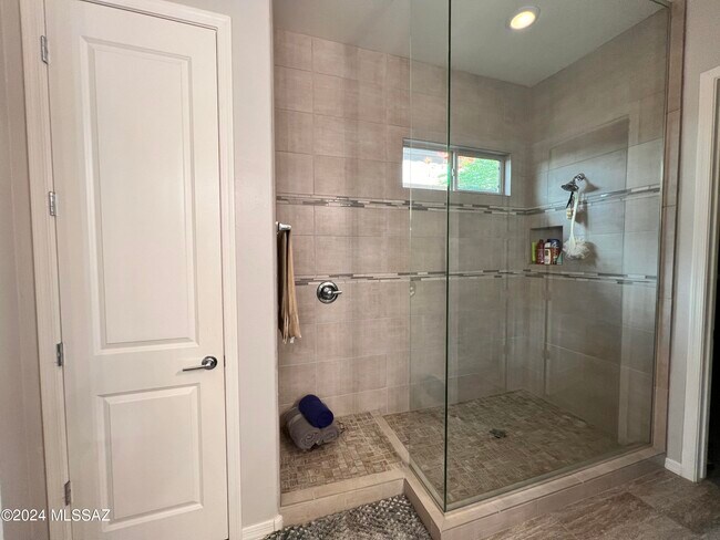Building Photo - 13289 N Rainbow Cactus Ct