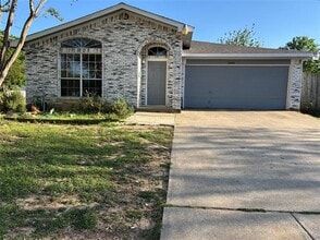 Building Photo - 9444 Lipton Ln