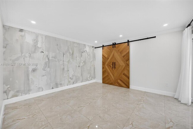 Building Photo - 13280 SW 39th Terrace