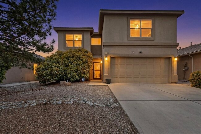 Building Photo - 2713 Violeta Cir SE