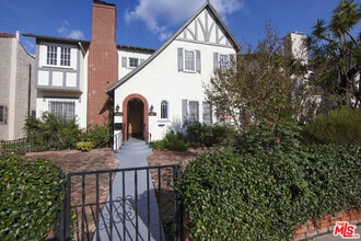 Building Photo - 6627 W 6th St