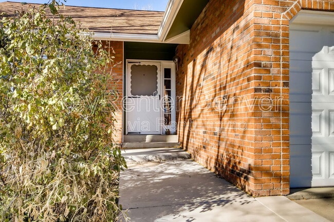 Building Photo - 11527 E Highline Pl