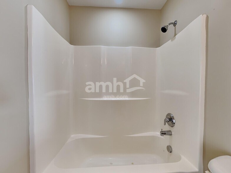 Building Photo - 419 Norwood Ct