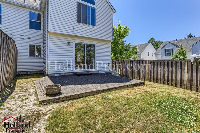 Building Photo - Beautiful Duplex with Great Location!!!