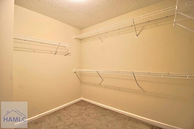 Building Photo - 260 Whippoorwill Wy NE