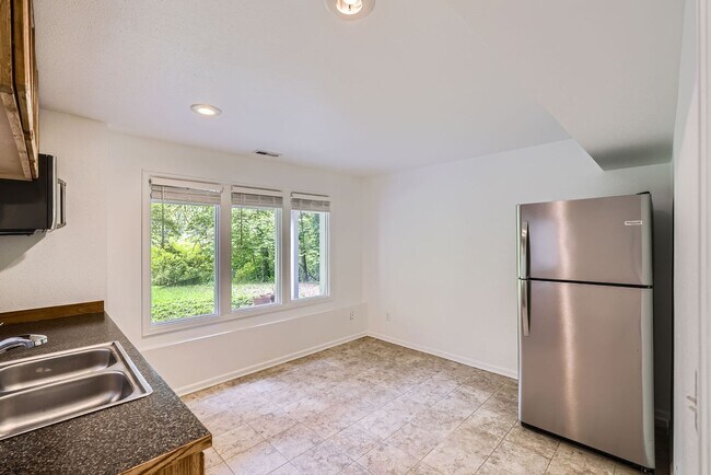 Building Photo - PRICE DROP!! >> Available NOW! Waterfront ...