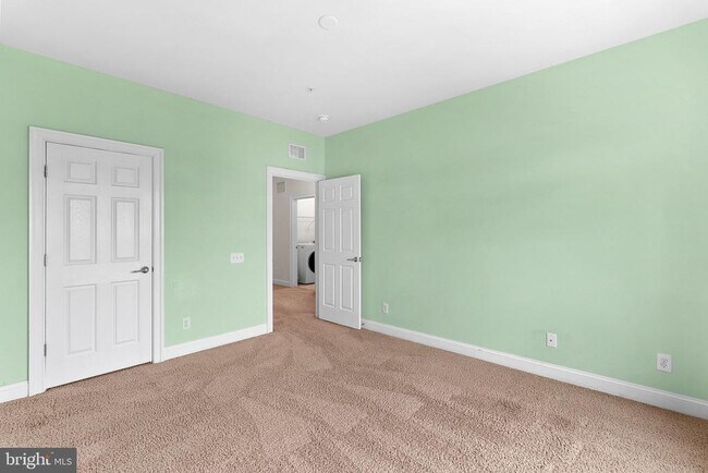 Building Photo - 42788 Lauder Terrace