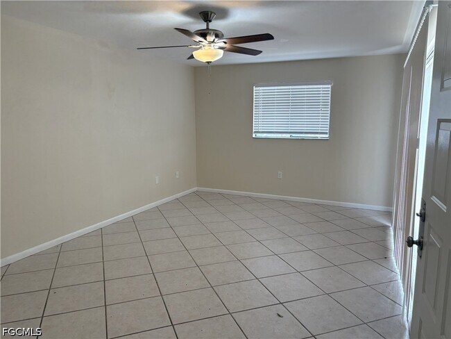 Building Photo - 11929 Corinne Lee Ct