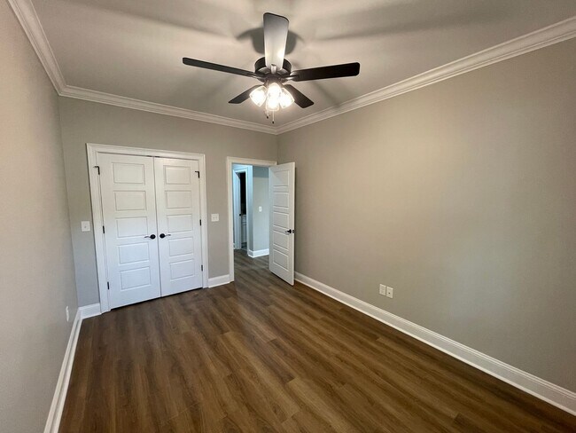 Building Photo - New 3/2.5 Townhouse in Downtown Rome $2,295