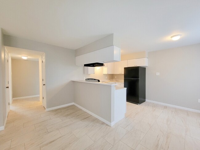 Building Photo - 3206 Lobit Dr