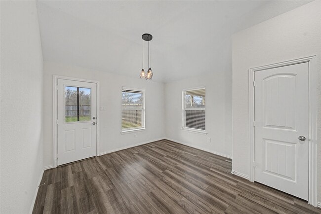 Building Photo - 3715 Singing Flower Ln