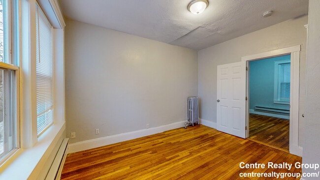 Building Photo - 12 American Legion Hwy