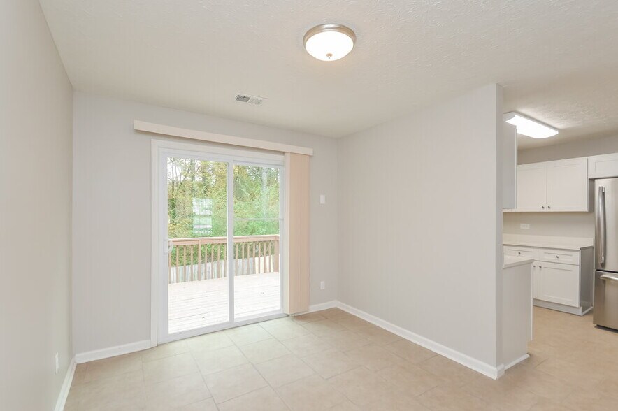 Building Photo - 1300 Mercury Dr SE