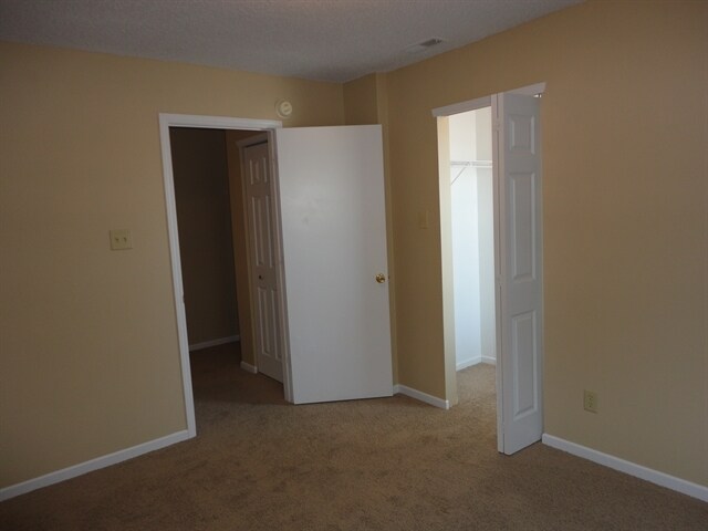 Building Photo - 8612 Bluff Point Way