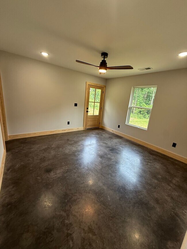 Building Photo - Brand New 3 BR Home in Charlotte