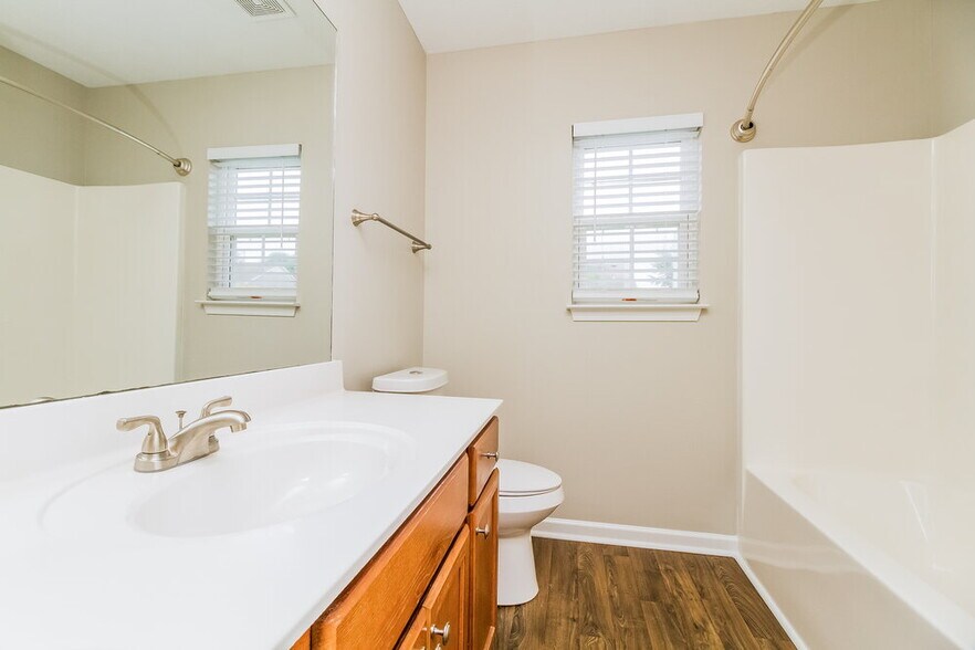 Building Photo - 3014 Deer Trail Dr