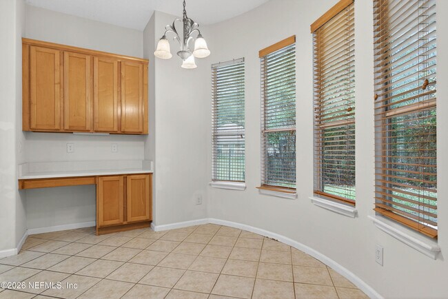 Building Photo - 2407 Southern Links Dr