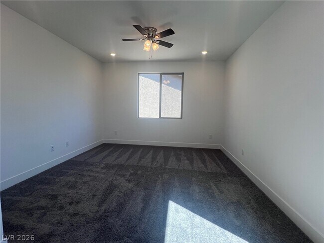 Building Photo - 7394 Pioneer Way