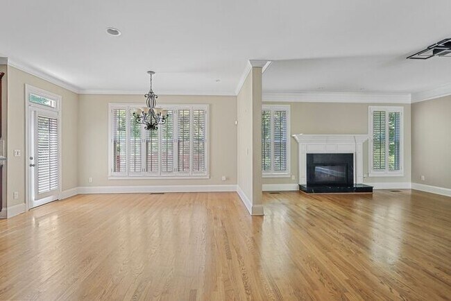 Building Photo - 2381 Oak Grove Meadows