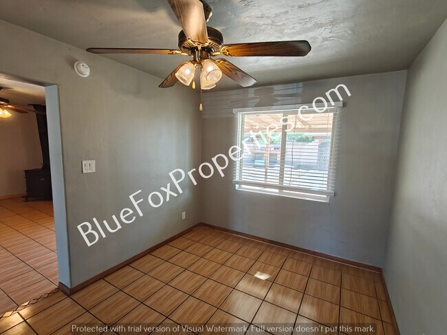 Building Photo - 5952 E 25th St