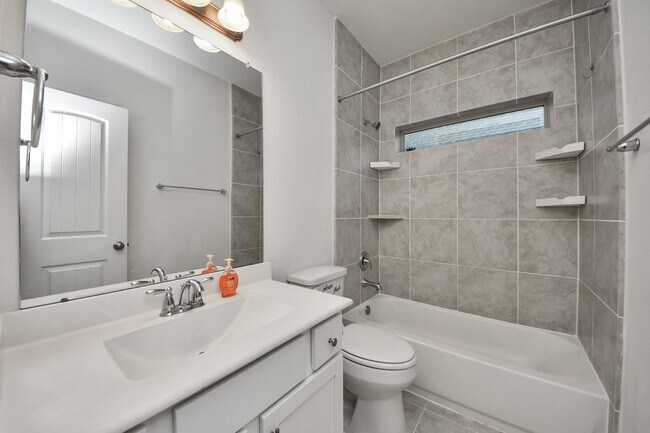 Building Photo - 24111 Golden Fallow Dr