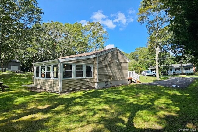Building Photo - 25 Rolling Hill Rd