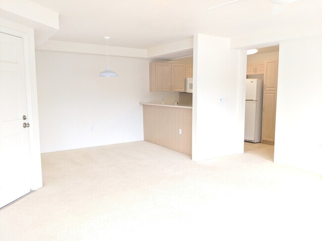 Building Photo - 296MAT