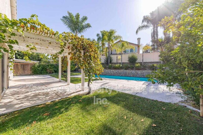 Building Photo - 33045 Sotelo Dr
