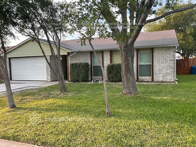 Building Photo - 5508 Russell Dr