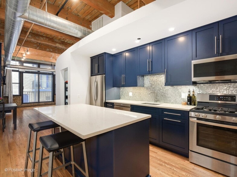 Building Photo - 2300 W Wabansia Ave