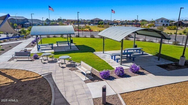 Building Photo - 10155 W Columbus Ave