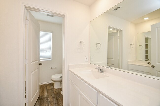 Building Photo - 3814 Axyl Run Ct