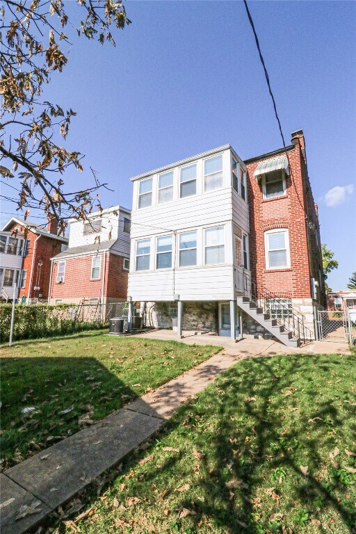 Building Photo - 4932 Loughborough Ave