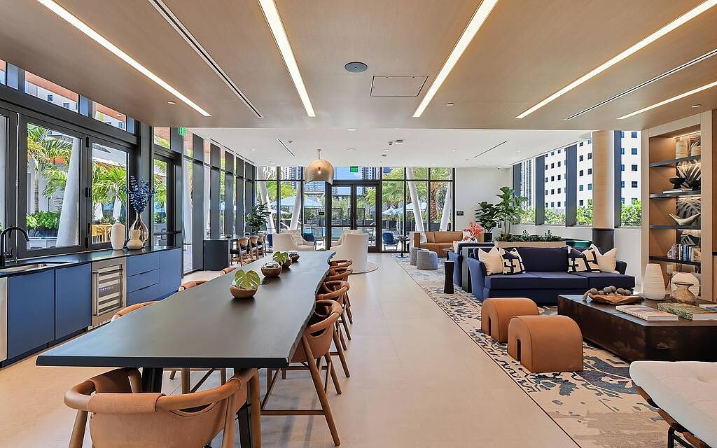 Building Photo - 777 NW 2nd Ave