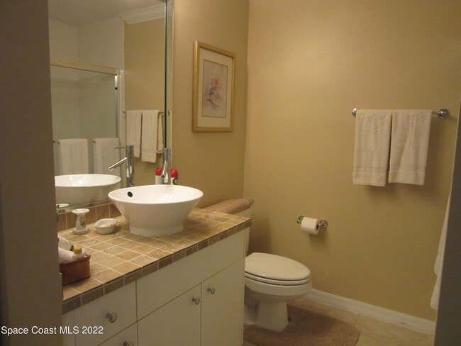 Building Photo - 8951 Lake Dr