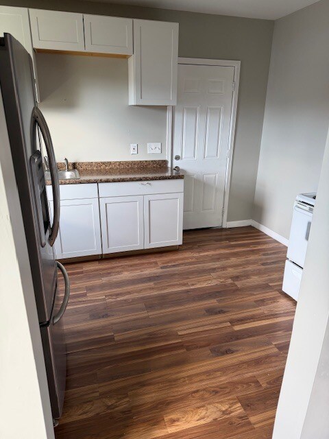 Building Photo - 459 9th St