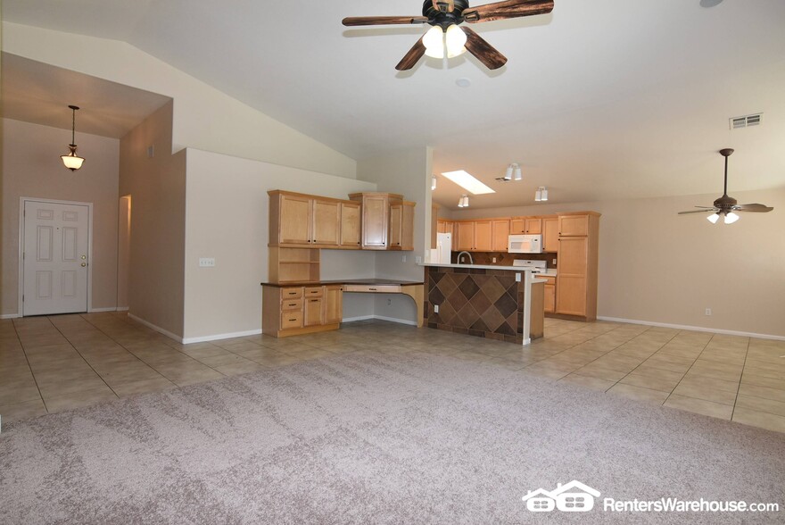 Building Photo - 3615 Villa De Paz Ct