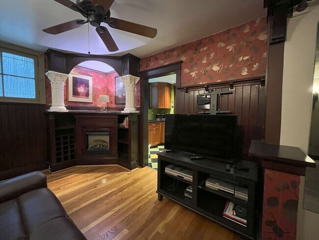 Building Photo - Charming NW Portland 1-Bedroom with Brick Accents & Modern Touches